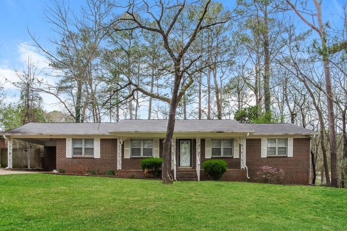223 Patricia Rd in Madison, AL - Building Photo