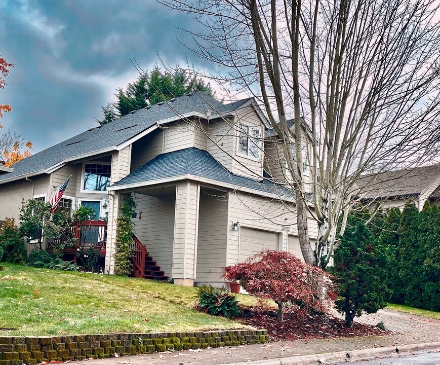23222 SW Cinnamon Hill Pl in Sherwood, OR - Building Photo