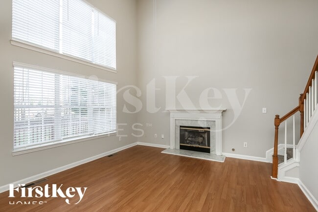 4673 Devencrest Ln, Unit 351 in Buford, GA - Building Photo - Building Photo