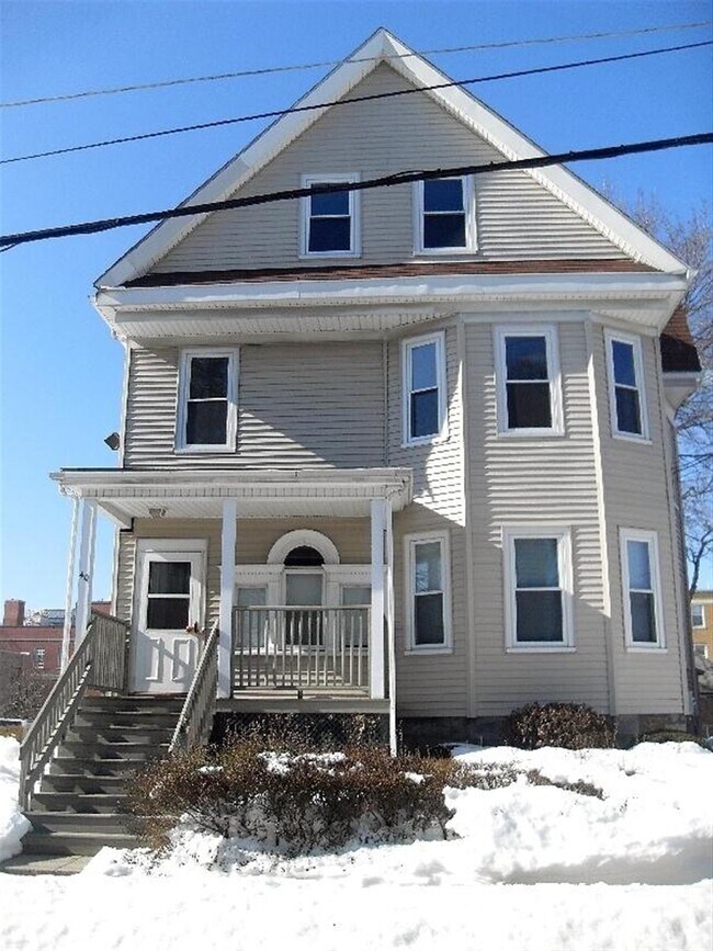 40 Cedar St Rentals in Malden, MA