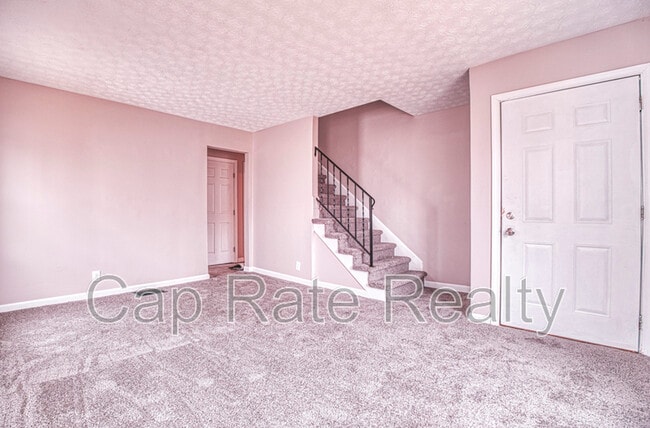 1143 Duxberry Ave in Columbus, OH - Building Photo - Building Photo
