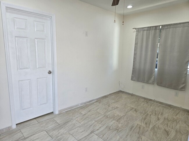 420 Algen Ct in Modesto, CA - Building Photo - Building Photo