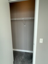 11 W Grand Ave in Chicago, IL - Building Photo - Building Photo