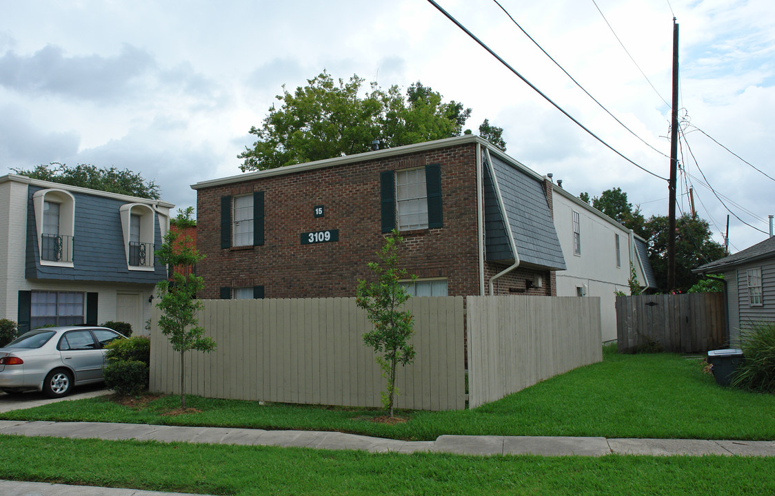 3109 Chester Ct in Metairie, LA - Foto de edificio