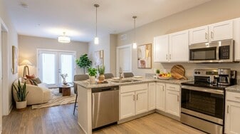 Heritage Square in Sellersburg, IN - Building Photo