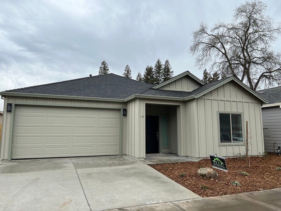 20 Portia Ct in Chico, CA - Building Photo