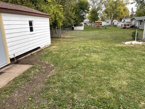 3711 37th St in Des Moines, IA - Building Photo - Building Photo