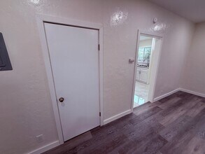 323 S Francisca Ave in Redondo Beach, CA - Building Photo - Building Photo