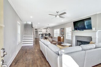 6214A California Ave in Nashville, TN - Building Photo - Building Photo