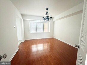 4001 Middle Ridge Dr in Fairfax, VA - Building Photo - Building Photo