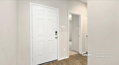 21349 Pne Ml Dr in Roman Forest, TX - Building Photo - Building Photo