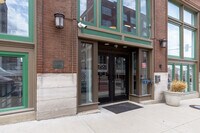 706 Broadway Blvd, Unit 212