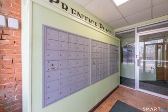 319 New Britain Rd in Berlin, CT - Building Photo - Building Photo