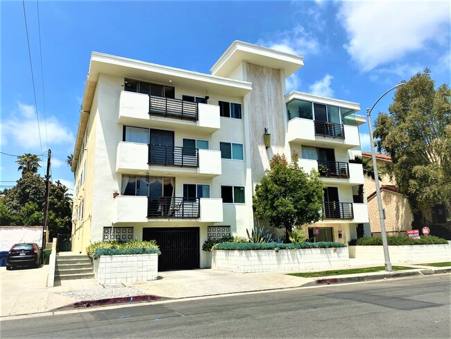 Bedford Apartments in Los Angeles, CA - Foto de edificio - Building Photo