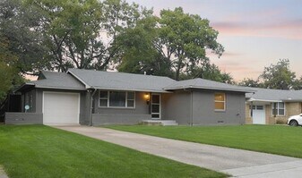 606 Devonshire Dr in Richardson, TX - Building Photo