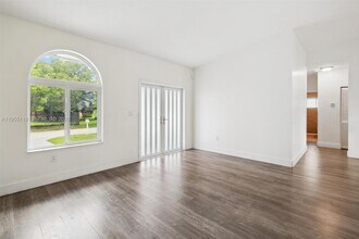 13225 SW 218th Terrace in Miami, FL - Building Photo - Building Photo