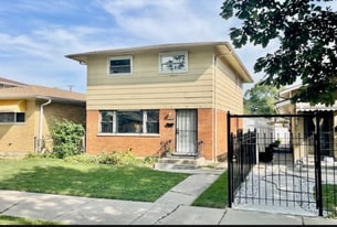 11741 S Laflin St in Chicago, IL - Building Photo