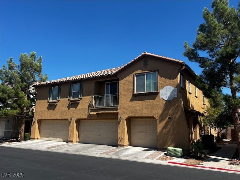 6255 W Arby Ave in Las Vegas, NV - Building Photo