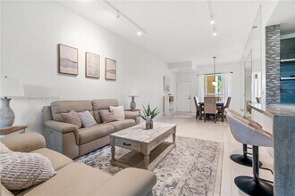 7508 La Paz Blvd in Boca Raton, FL - Building Photo - Building Photo