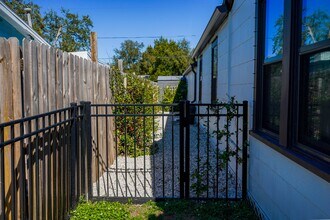 3835 4th Ave N in St. Petersburg, FL - Foto de edificio - Building Photo
