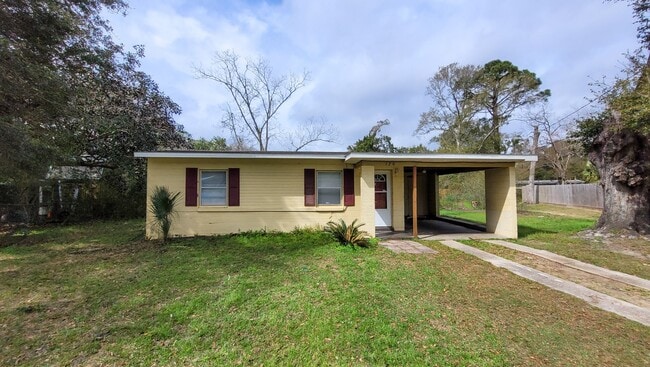 property at 120 W Madison Dr