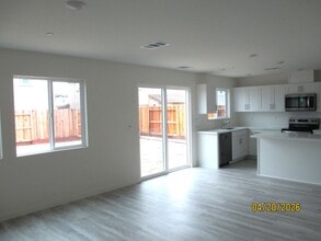 640 Imperial Ct in Roseville, CA - Building Photo - Building Photo