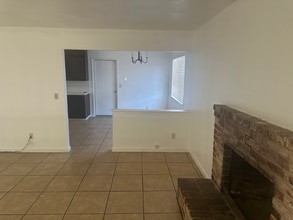 2440 Stanfield Dr in Stockton, CA - Building Photo - Building Photo