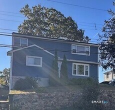 131 Ruth St in Bridgeport, CT - Building Photo - Building Photo