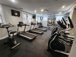 800 Peachtree St NE in Atlanta, GA - Building Photo - Building Photo