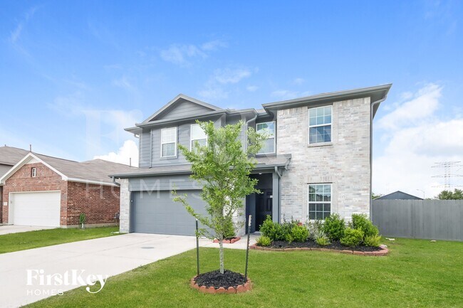 10002 Chase Ct in Baytown, TX - Building Photo - Building Photo