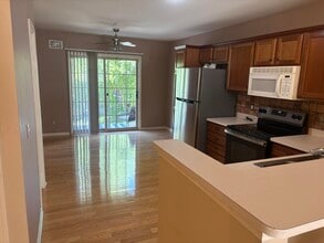 660 Village Ln in Milford, MI - Building Photo - Building Photo