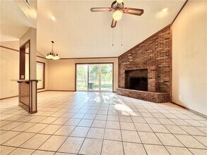 2722 Coy Kaylor Dr in Fayetteville, AR - Building Photo - Building Photo
