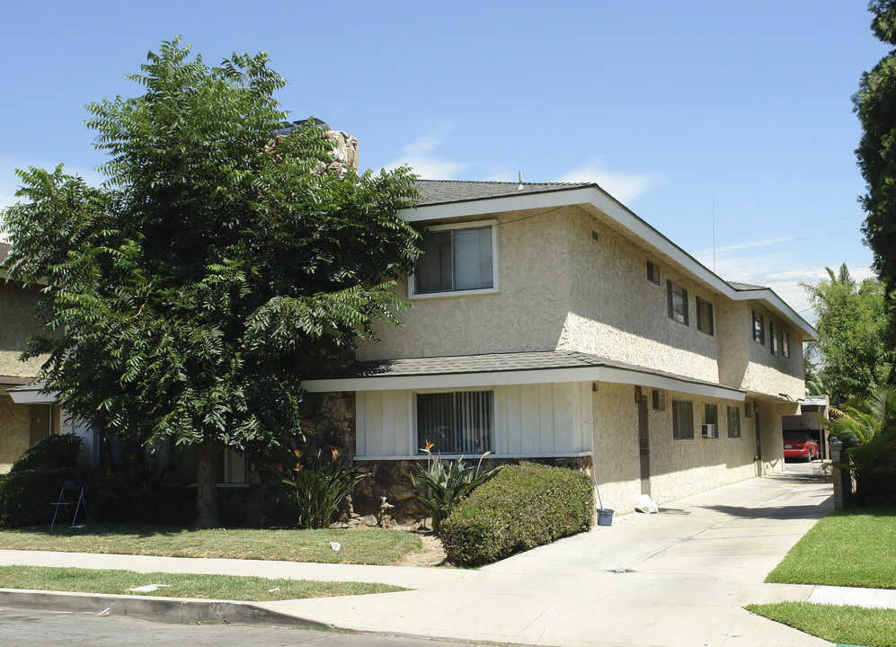 26 N Valencia St in Alhambra, CA - Building Photo