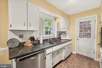 4009 Simms Dr in Kensington, MD - Building Photo - Building Photo