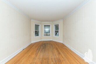 3710 N Hoyne Ave, Unit 1 in Chicago, IL - Foto de edificio - Building Photo