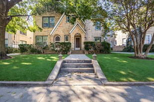 5926 La Vista Dr in Dallas, TX - Building Photo