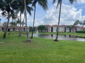 7856 Sonoma Springs Cir in Greenacres, FL - Building Photo