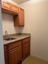 2801 Huey P Long Ave, Unit 105 in Gretna, LA - Building Photo - Building Photo