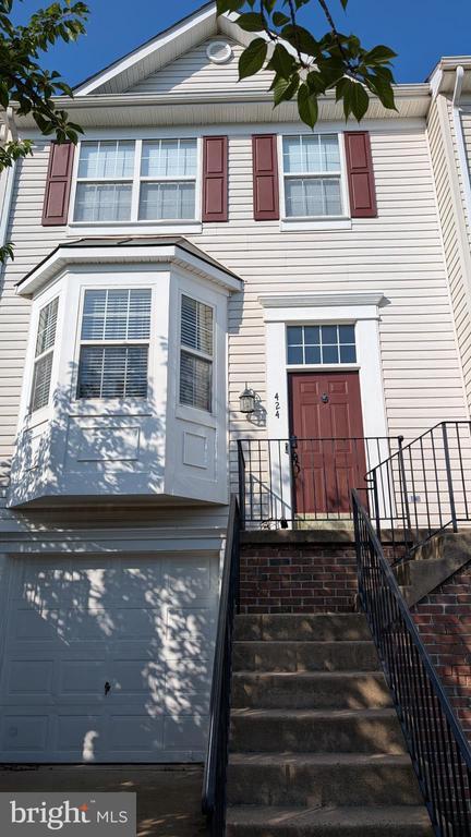 property at 424 Lilac Terrace NE