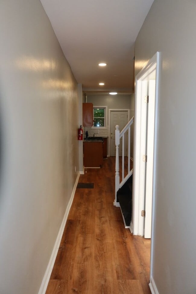 2213 S 10th St in Camden, NJ - Building Photo - Building Photo