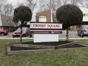 Crosby Square Apartments in Chester, PA - Building Photo - Building Photo