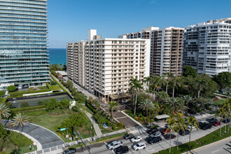 Plaza of Bal Harbour in Bal Harbour, FL - Building Photo - Building Photo