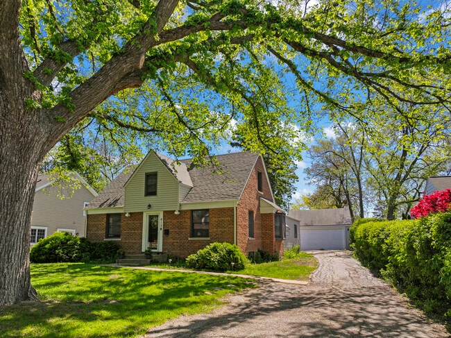 property at 615 Hillside Rd