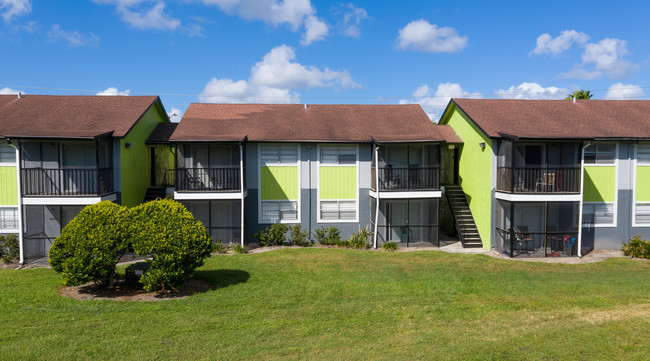 Sun Bay Apartments in Winter Park, FL - Building Photo - Building Photo