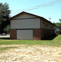 Blanchard Place Apartments in Shreveport, LA - Building Photo - Building Photo