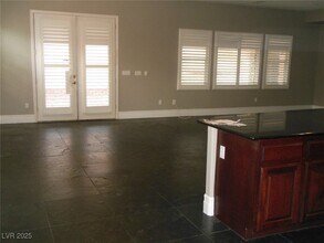 10390 Blue Ginger Dr in Las Vegas, NV - Building Photo - Building Photo