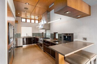 875 Camino Francisca in Santa Fe, NM - Building Photo - Building Photo