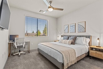 711 W Broadway Rd, Unit SI ID1366979P in Tempe, AZ - Building Photo - Building Photo