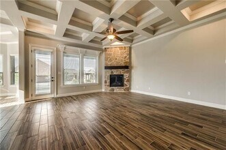 1403 Carnoustie Ct in Granbury, TX - Building Photo - Building Photo