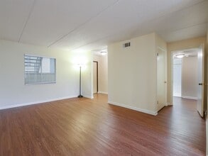 545 E 7th Ave in Tallahassee, FL - Building Photo - Building Photo